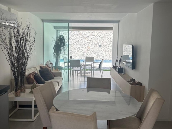 c5bf7344 bc44 4a74 bcfd 3d41c29d3823